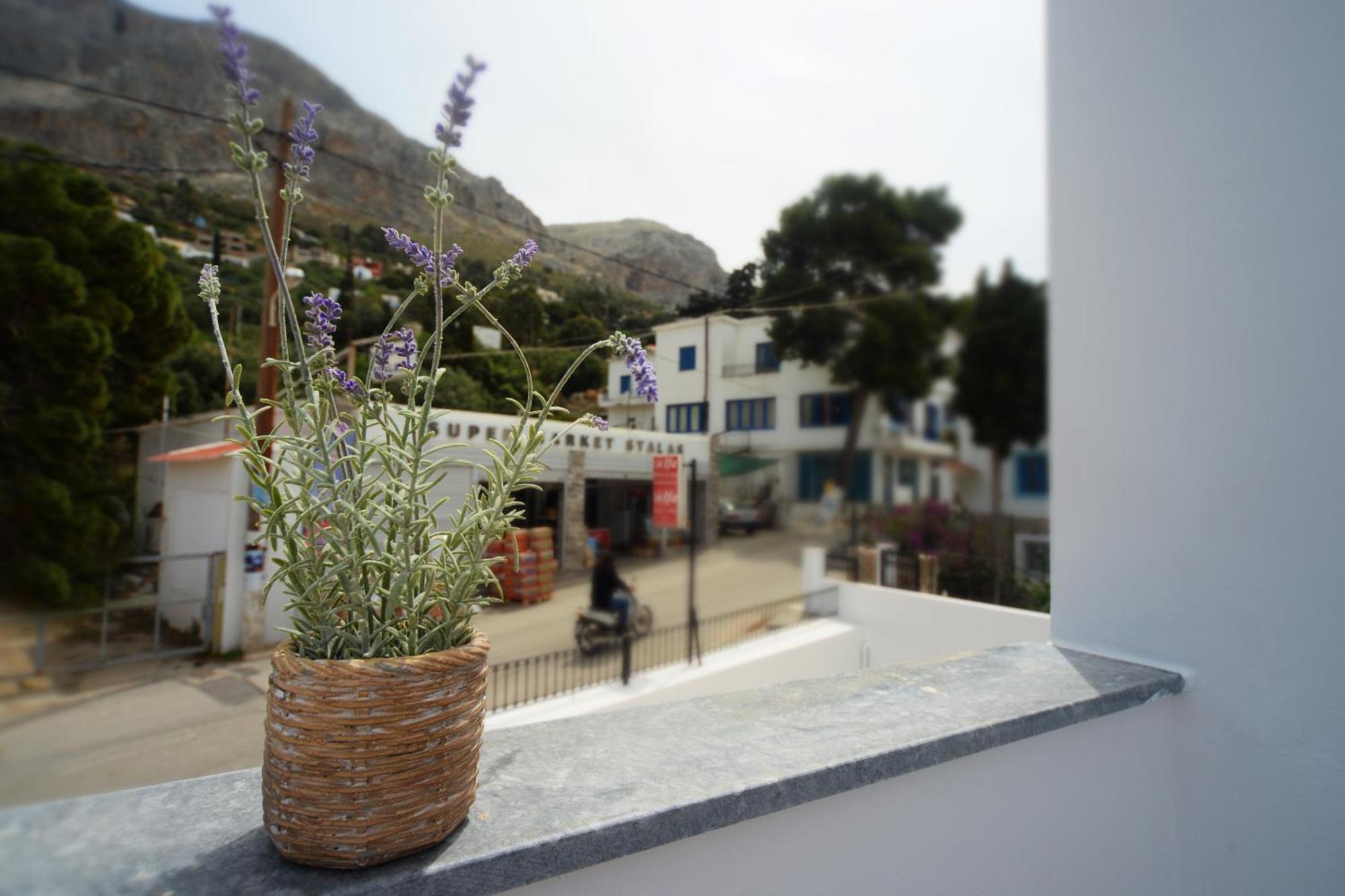 Myrties Anthelia Apartments מראה חיצוני תמונה